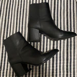 steve madden heeled bootie